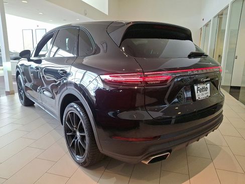 Used 2019 Porsche Cayenne image 6
