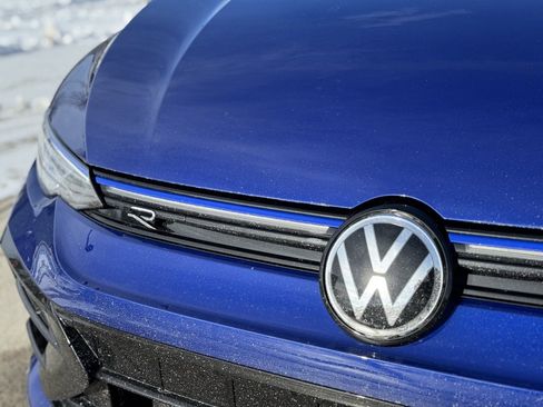 New 2026 Volkswagen Golf 2.0T image 5