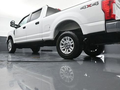 Used 2017 Ford F250 XLT image 30