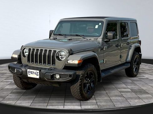 Used 2021 Jeep Wrangler Unlimited Sahara AWD/4WD image 1