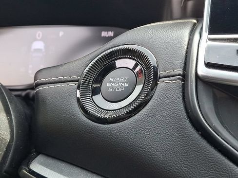Certified 2024 Jeep Compass Limited w/ High Altitude Package AWD/4WD image 24