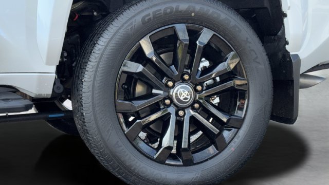 Used 2026 Toyota 4Runner Platinum AWD/4WD image 30
