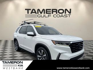 Used 2023 Honda Pilot Touring video 1