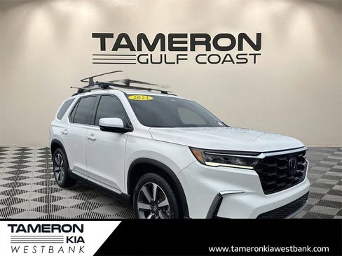 Used 2023 Honda Pilot Touring image 1