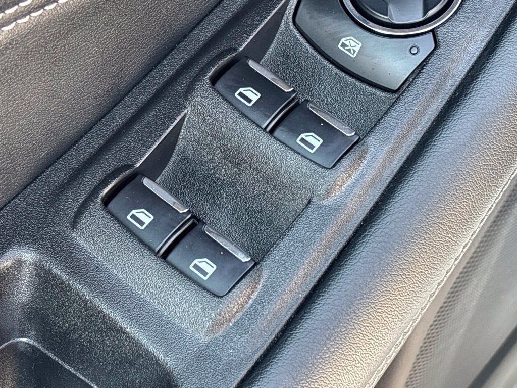 Used 2023 Ford Edge Titanium AWD/4WD image 19