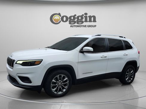 Used 2020 Jeep Cherokee Latitude Plus w/ Comfort/Convenience Group image 1