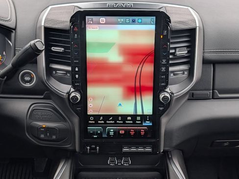 New 2026 RAM 3500 Laramie AWD/4WD image 9