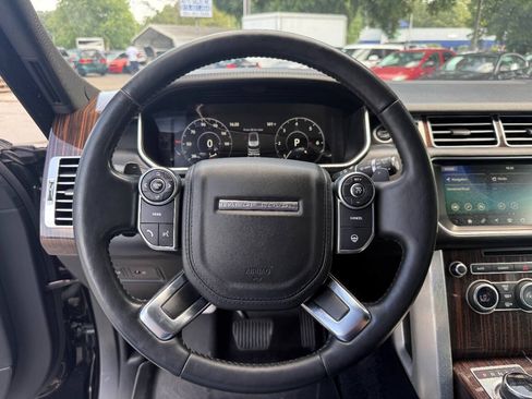 Used 2017 Land Rover Range Rover HSE AWD/4WD image 9