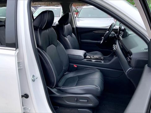 Used 2023 Honda Pilot Elite image 8