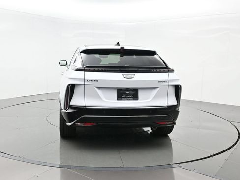 Used 2026 Cadillac Lyriq Signature Luxury w/ Nappa Leather Package AWD/4WD image 5