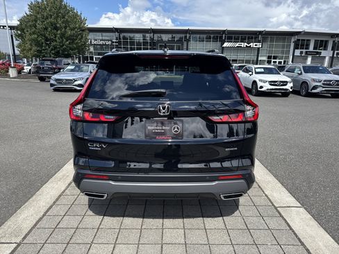 Used 2023 Honda CR-V Sport Touring image 6