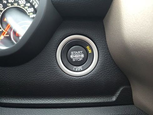 Certified 2021 RAM 2500 Laramie image 17