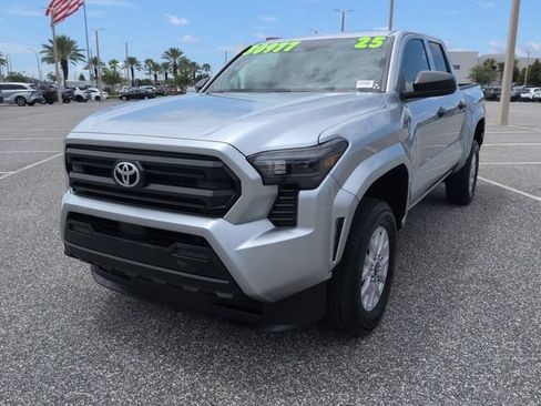 Used 2025 Toyota Tacoma SR RWD image 8