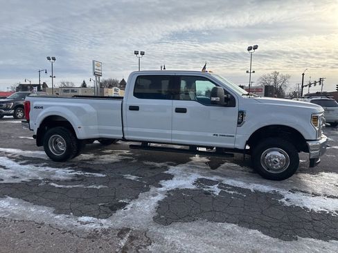 Used 2018 Ford F350 XLT image 8