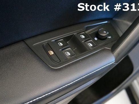 Certified 2024 Volkswagen Tiguan S image 29