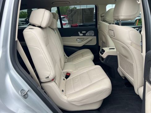 Used 2020 Mercedes-Benz GLS 580 4MATIC image 41