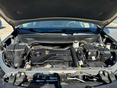 Used 2018 Chevrolet Equinox LT image 14