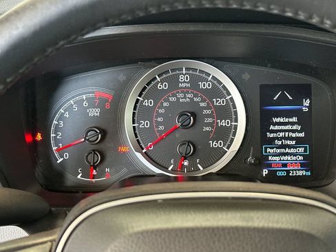 Used 2022 Toyota Corolla Cross LE AWD/4WD image 23