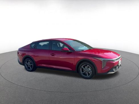 Used 2026 Kia K4 FWD image 2