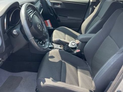 Used 2017 Toyota Corolla iM FWD image 1