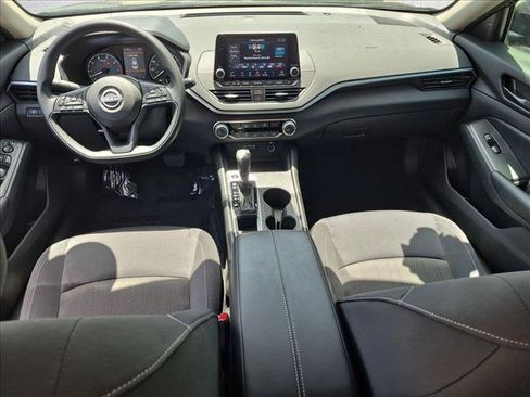 Certified 2025 Nissan Altima 2.5 S FWD image 16
