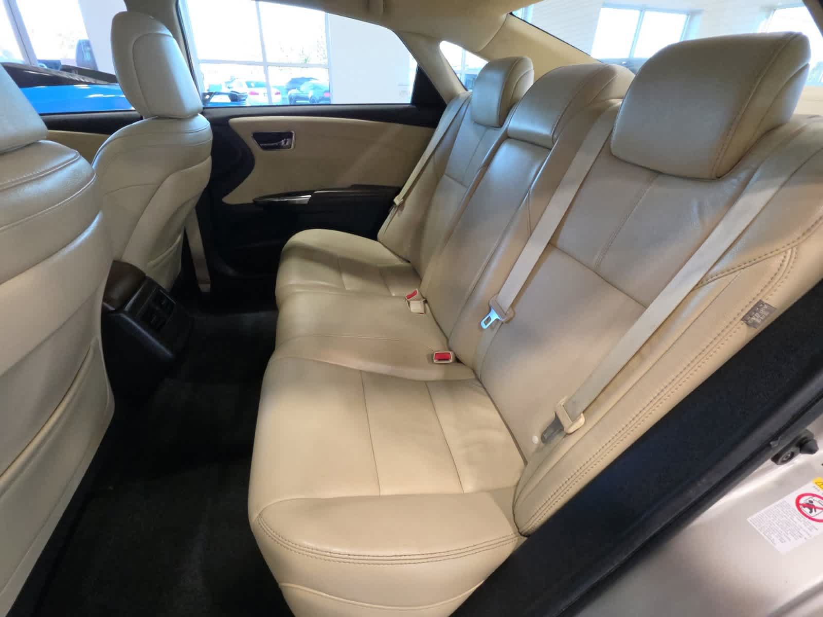Used 2016 Toyota Avalon XLE Premium FWD image 29
