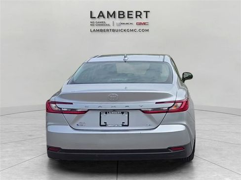 Used 2025 Toyota Camry LE w/ Convenience Package AWD/4WD image 4