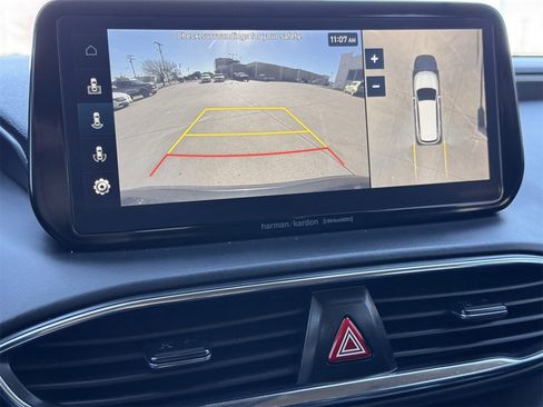 Used 2023 Hyundai Santa Fe SEL Premium image 18