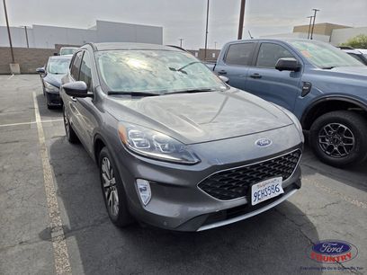 Used 2022 Ford Escape Titanium w/ Class II Trailer Tow Package