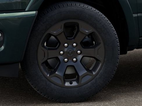 New 2026 RAM 1500 4x4 Crew Cab image 9