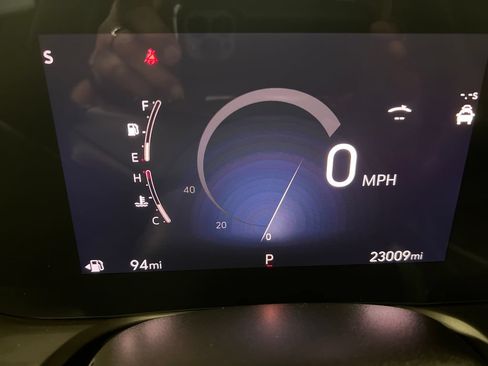 Used 2024 Buick Encore GX Avenir w/ Avenir Technology Package AWD/4WD image 20