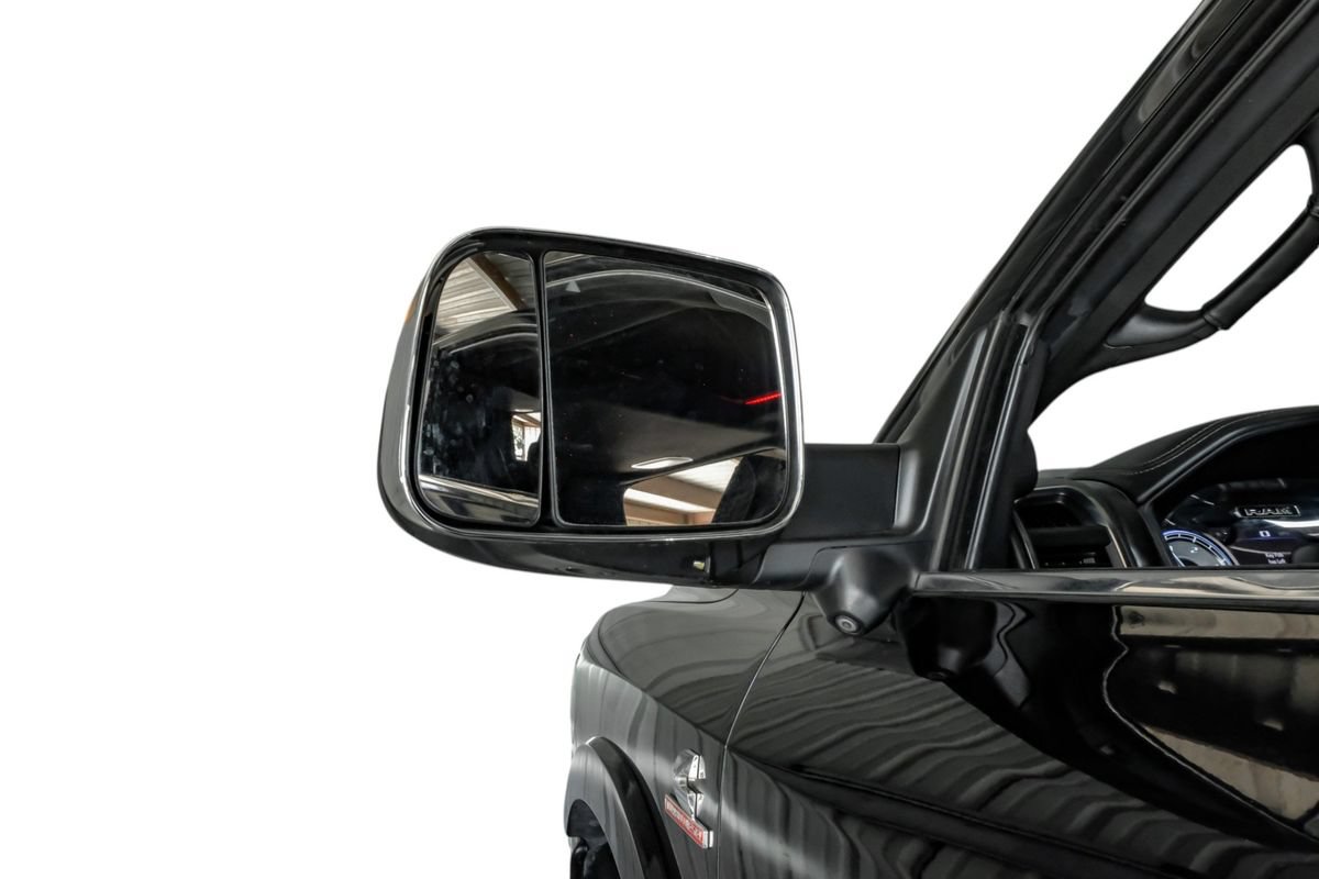 Used 2020 RAM 3500 Limited AWD/4WD image 40