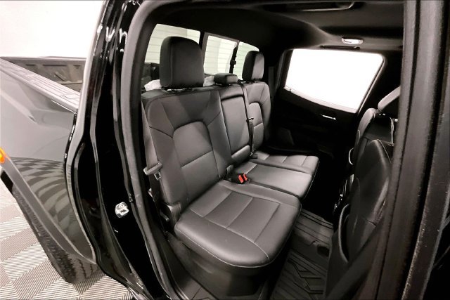 Used 2024 GMC Canyon Elevation w/ Convenience Package AWD/4WD image 26