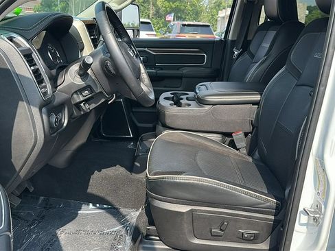 Used 2024 RAM 2500 Laramie AWD/4WD image 14