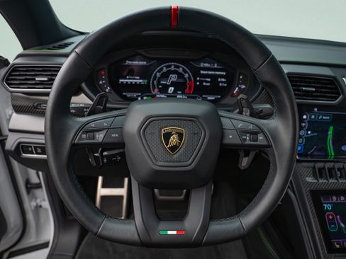 Used 2024 Lamborghini Urus S AWD/4WD image 14