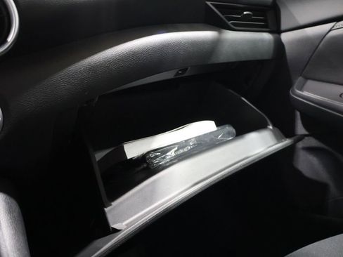 Used 2024 Nissan Sentra S image 30