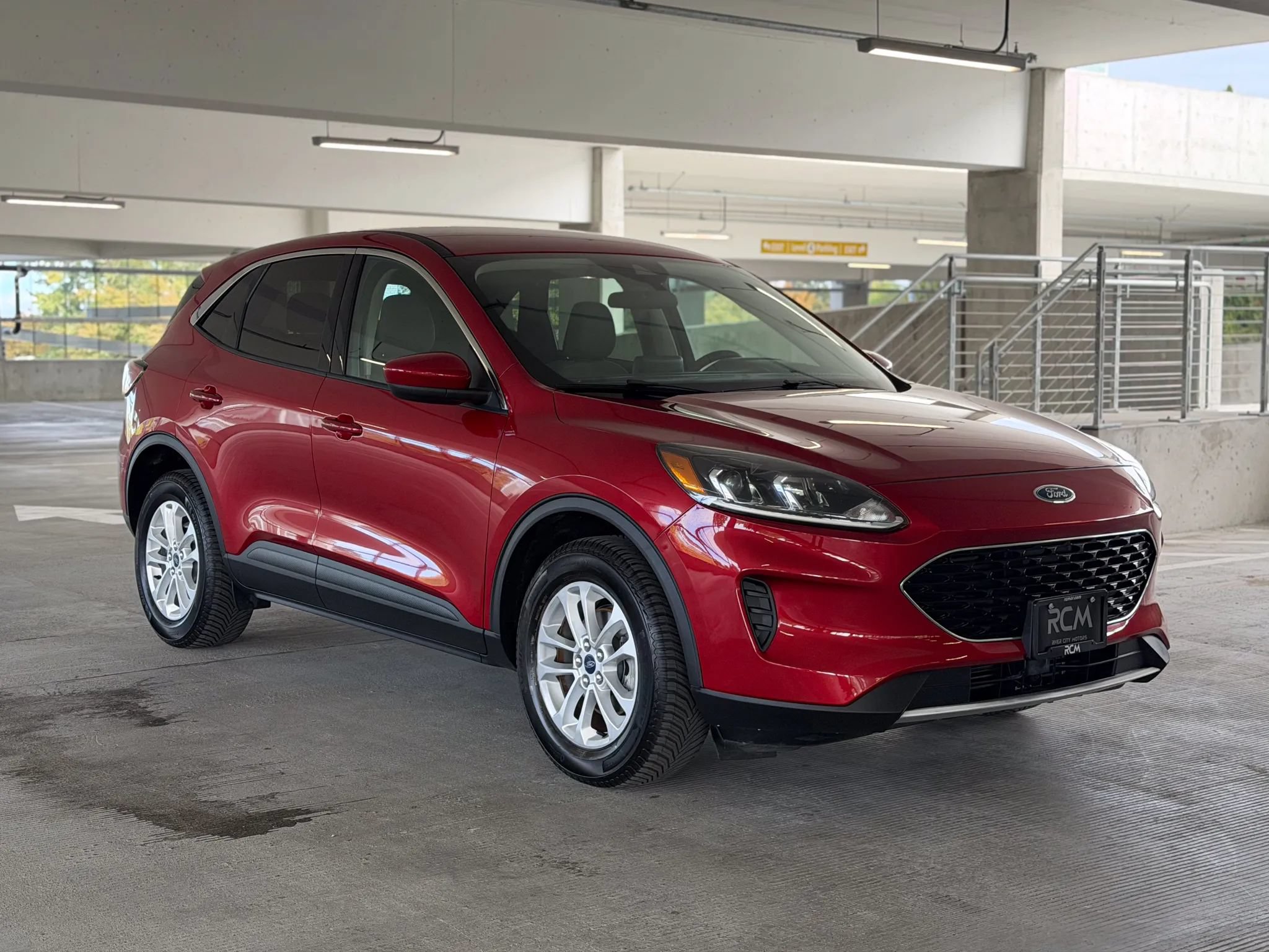 Used 2020 Ford Escape SE AWD/4WD image 3
