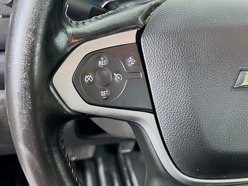 Used 2022 Chevrolet Colorado LT w/ Fleet Safety Package RWD image 10