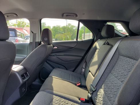 Used 2023 Chevrolet Equinox LT image 11