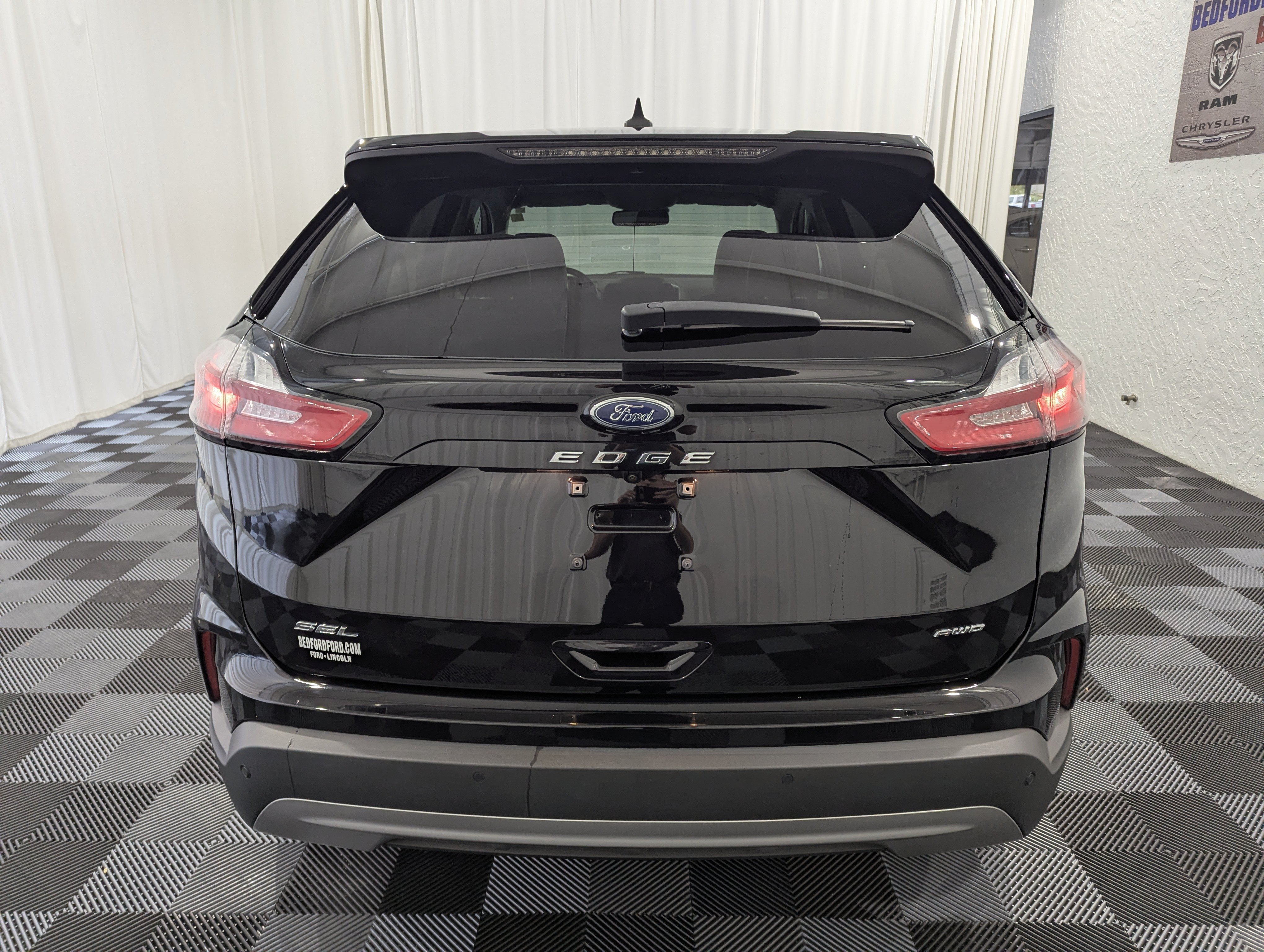 Used 2024 Ford Edge SEL w/ Convenience Package AWD/4WD image 8