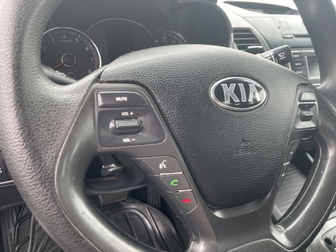 Used 2014 Kia Forte LX FWD image 27