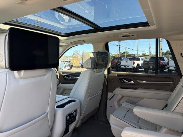 Used 2024 GMC Yukon Denali w/ Denali Reserve Package AWD/4WD image 26