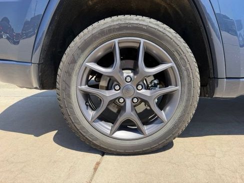 Used 2021 Jeep Grand Cherokee Limited w/ Quick Order Package 28K 80th AWD/4WD image 9