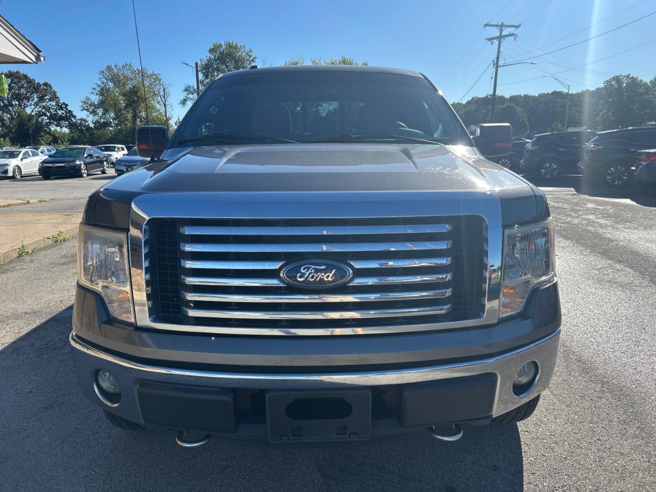 Used 2011 Ford F150 XLT w/ XLT Chrome Pkg AWD/4WD image 2