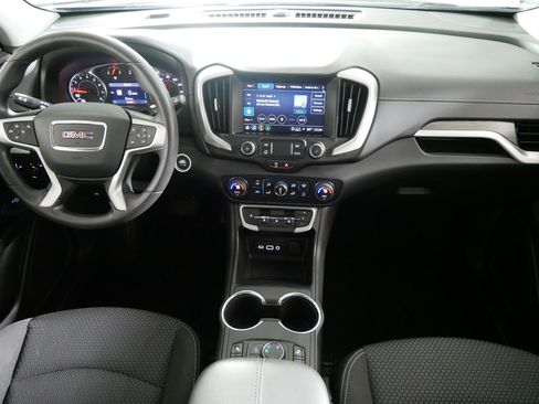 Used 2023 GMC Terrain SLE w/ Driver Convenience Package AWD/4WD image 10