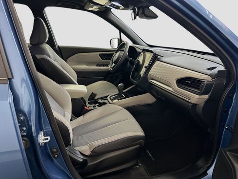 Used 2025 Subaru Forester Premium AWD/4WD image 33