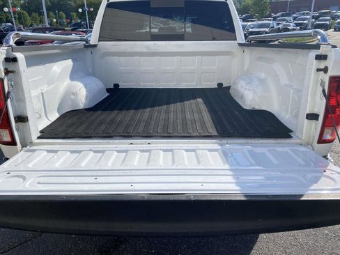 Used 2011 RAM 1500 Laramie AWD/4WD image 9