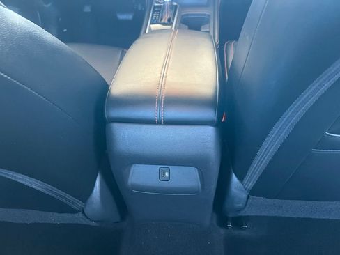 Certified 2023 Nissan Sentra SR w/ SR Premium Package FWD image 19