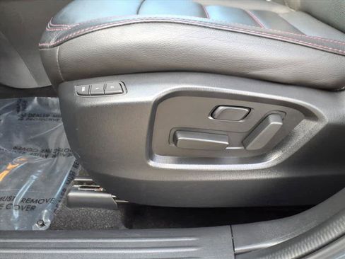 Used 2025 MAZDA CX-5 Carbon Edition image 18