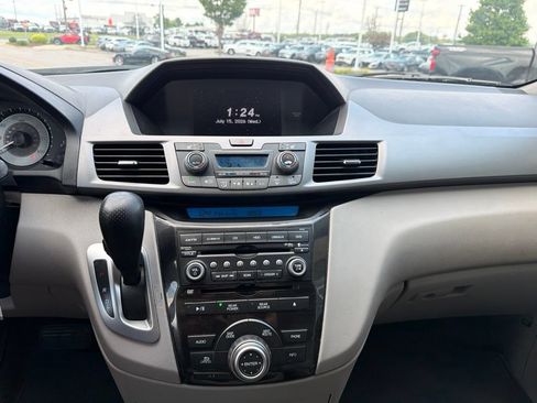 Used 2013 Honda Odyssey Touring image 21
